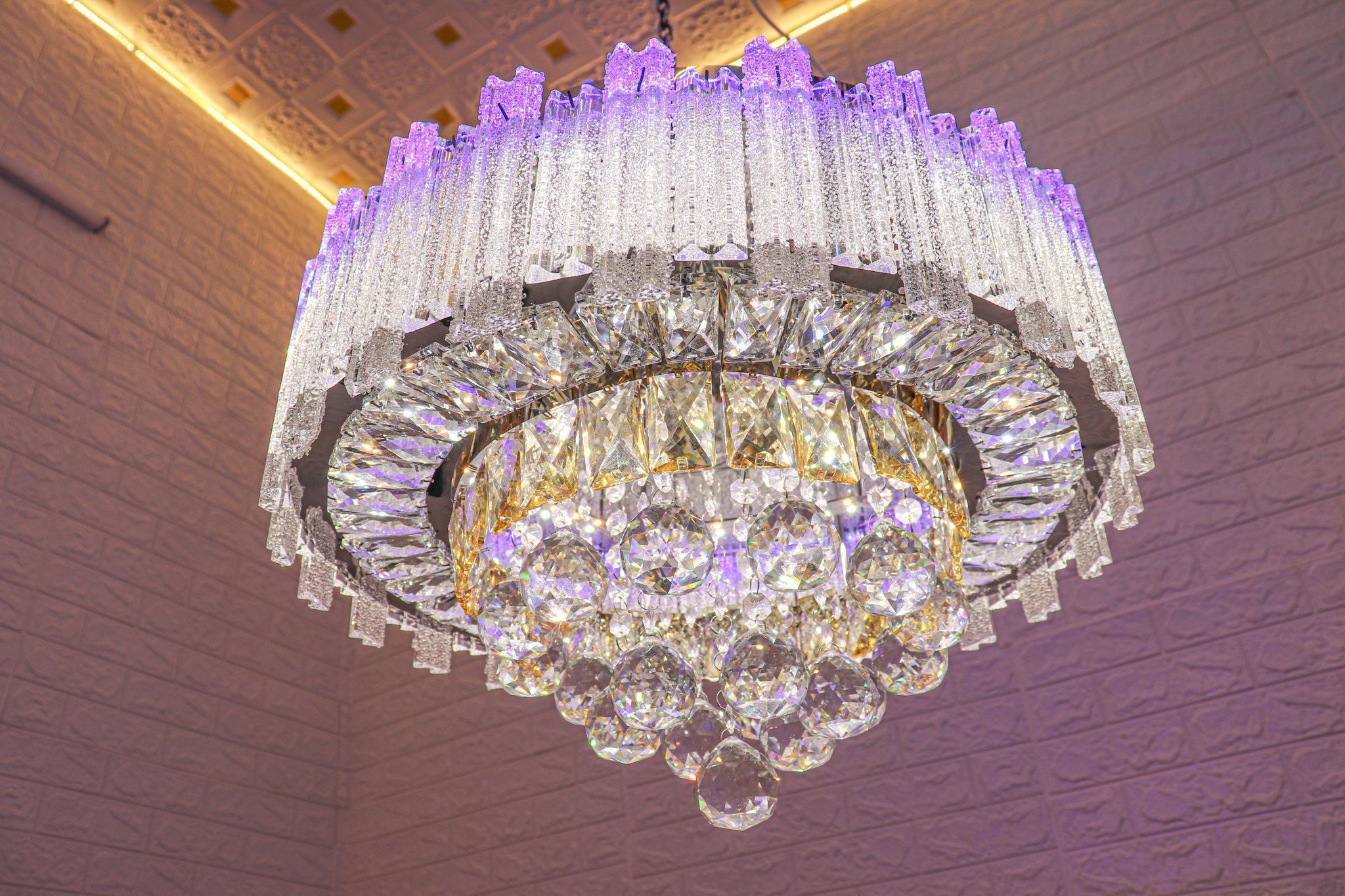 Swanart Chandelier Ceiling Light 81074