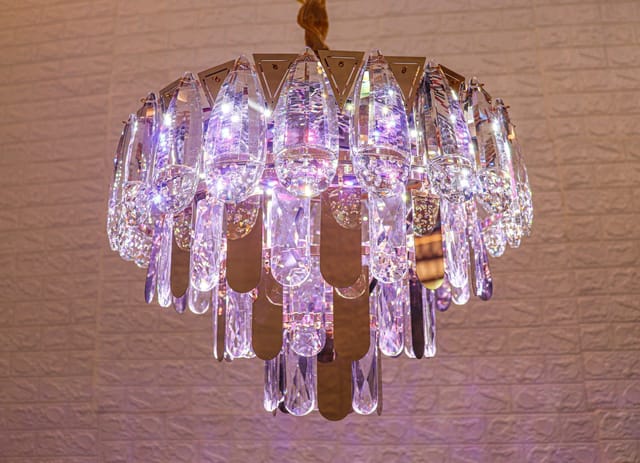 Swanart Radiant Opulence: 3-Tier Crystal Pendant Light for Luxurious Spaces 6835-400