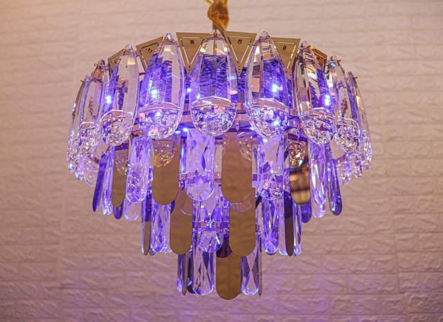 Swanart Radiant Opulence: 3-Tier Crystal Pendant Light for Luxurious Spaces 6835-400