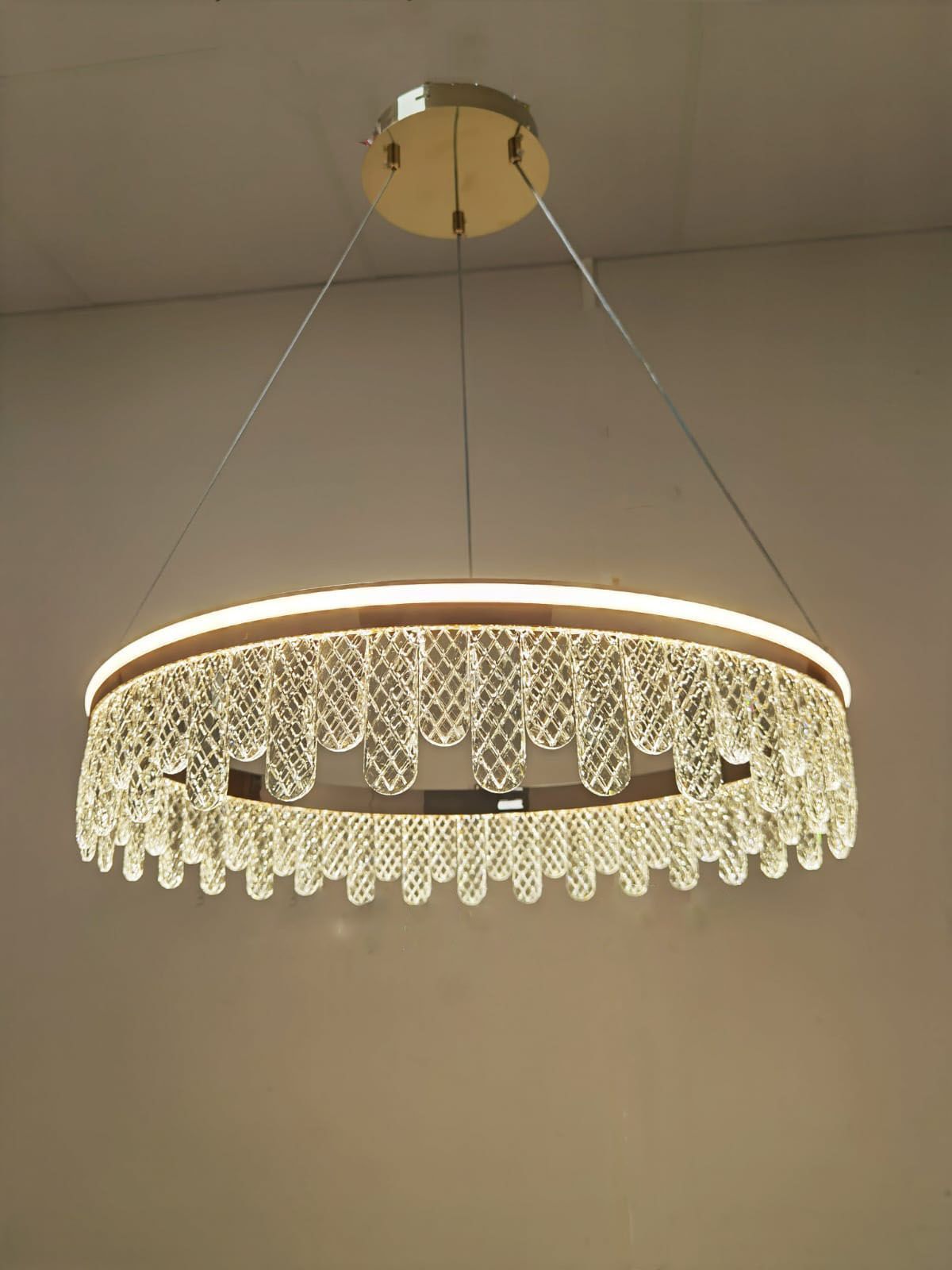 Crystal Pendant Light – 5-Star Luxury Lighting