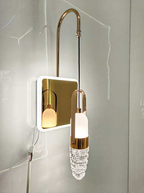 Swanart Modern Crystal Wall Sconce with LED Mirror - Elegant Bathroom Vanity Light Fixture with Gold Finish & Crystal Shade